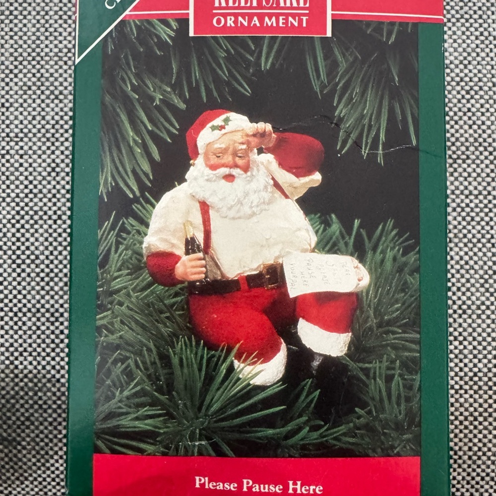 Hallmark Coca-Cola Santa Ornament: Please Pause Here